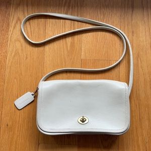 Vintage Coach Dinky Mini Bag Bone Brass 9375